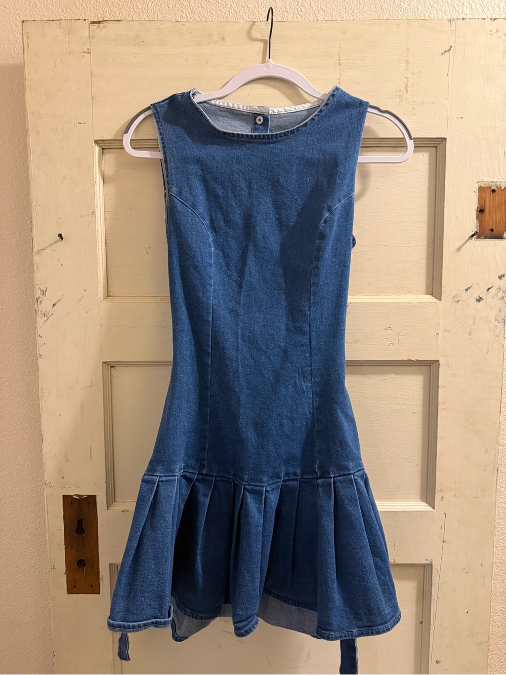 Beetsweet Boutique Denim Fit & Flare Open Back Mini Dress Size Small